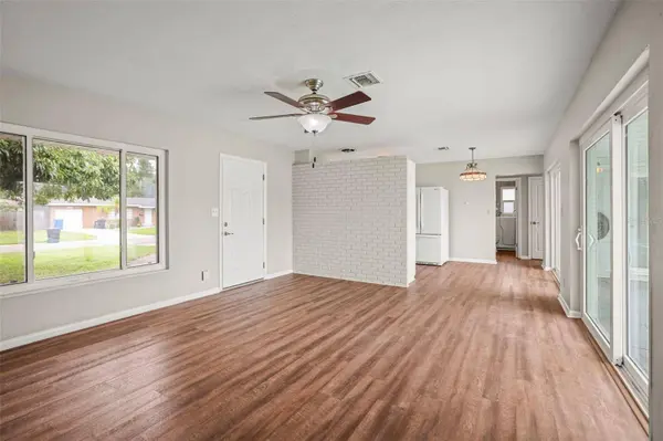 1848 68TH AVE N, St Petersburg, FL 33702