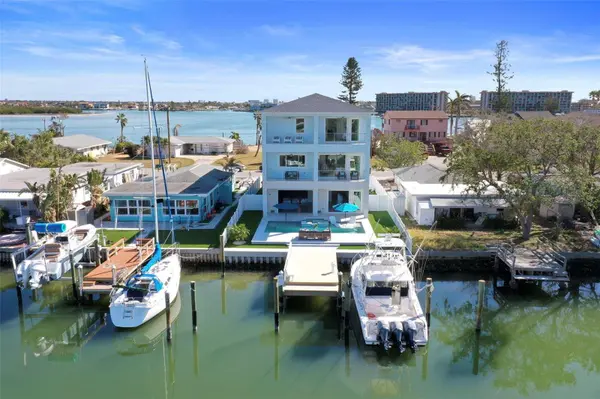 326 129TH AVE E, Madeira Beach, FL 33708