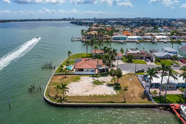 840 123RD AVE, Treasure Island, FL 33706