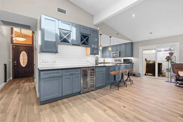 13000 HIBISCUS AVE, Seminole, FL 33776