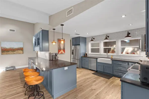 13000 HIBISCUS AVE, Seminole, FL 33776