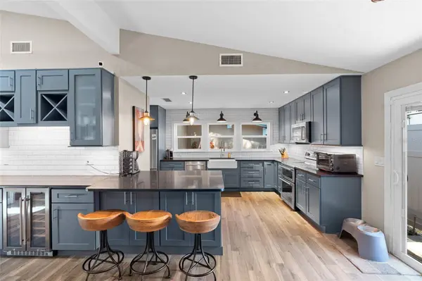 13000 HIBISCUS AVE, Seminole, FL 33776