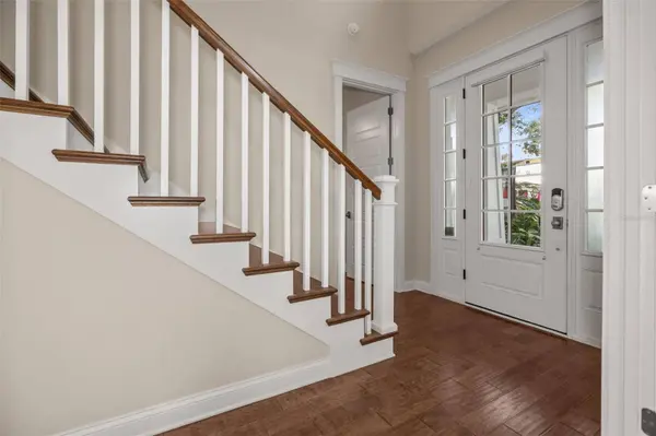 158 21ST AVE N, St Petersburg, FL 33704