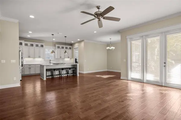 158 21ST AVE N, St Petersburg, FL 33704