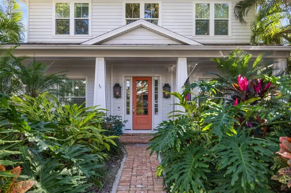 158 21ST AVE N, St Petersburg, FL 33704