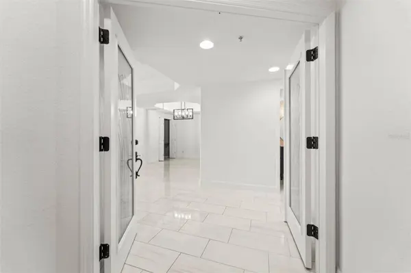 1645 PINELLAS BAYWAY S #B2, St Petersburg, FL 33715