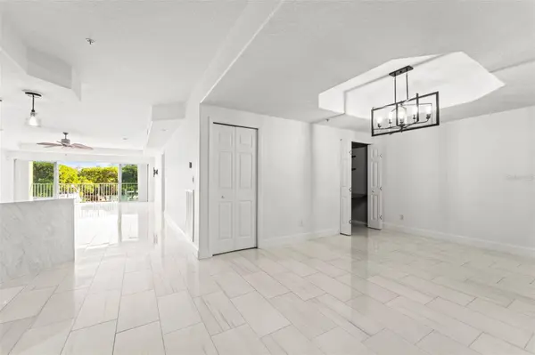 1645 PINELLAS BAYWAY S #B2, St Petersburg, FL 33715