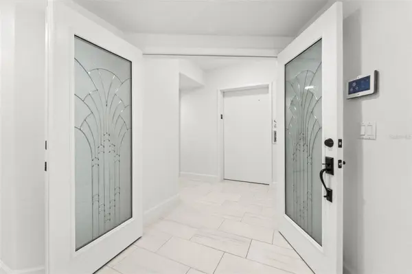 1645 PINELLAS BAYWAY S #B2, St Petersburg, FL 33715