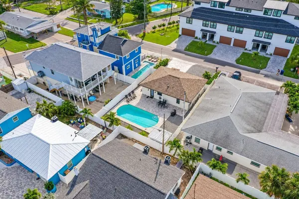 170 145TH AVE E, Madeira Beach, FL 33708