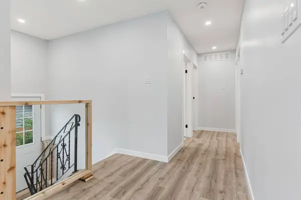 873 9th AVE E, Owen Sound, ON N4K 3E8