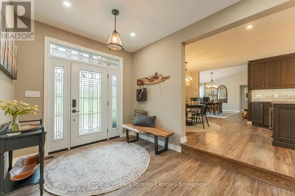 242 SOMERS STREET, Georgian Bluffs, ON N4K6V5