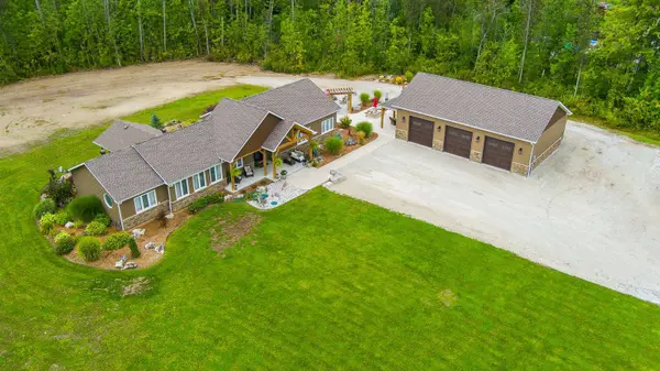 242 SOMERS ST, Georgian Bluffs, ON N4K 6V5