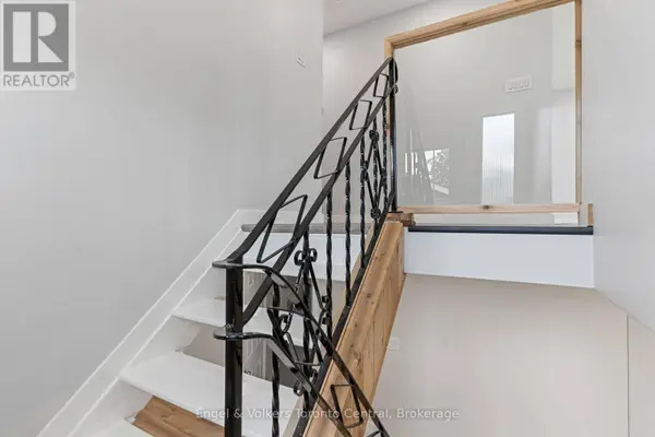 873 9TH AVENUE E, Owen Sound, ON N4K3E8