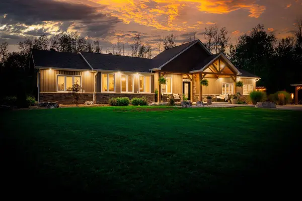 242 SOMERS ST, Georgian Bluffs, ON N4K 6V5