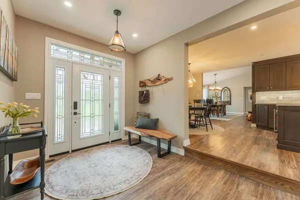 242 SOMERS ST, Georgian Bluffs, ON N4K 6V5