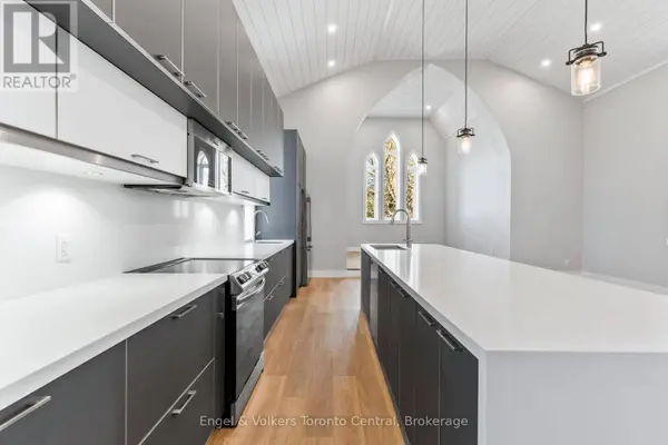57 CRAWFORD STREET, Chatsworth, ON N0H1G0