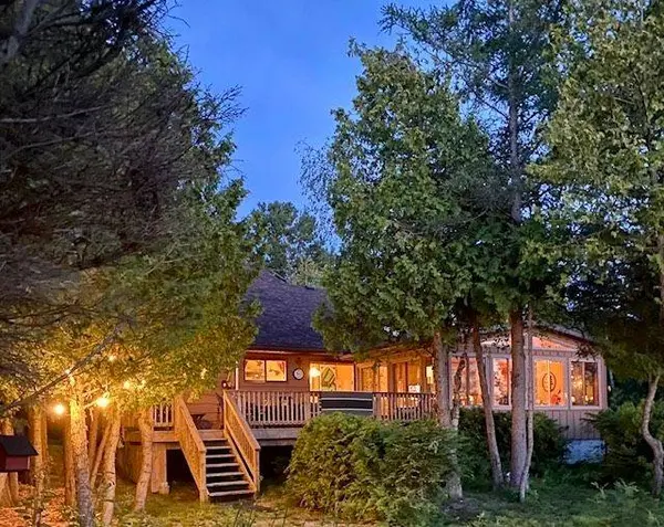 11 Spry Shore RD, Northern Bruce Peninsula, ON N0H 1W0