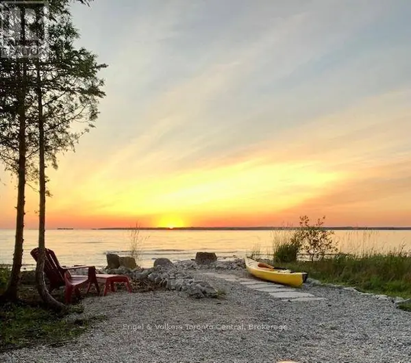 11 SPRY SHORE ROAD, Northern Bruce Peninsula, ON N0H1W0