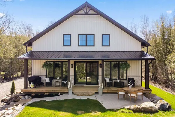 138 Wilson DR, Georgian Bluffs, ON N0H 2T0