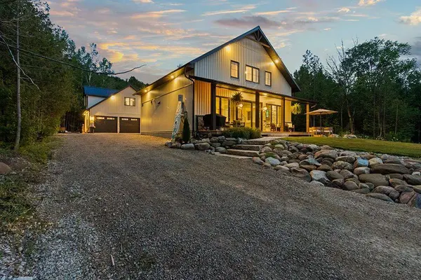 138 Wilson DR, Georgian Bluffs, ON N0H 2T0