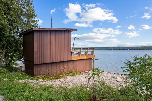 165 Mallory Beach RD, South Bruce Peninsula, ON N0H 2T0