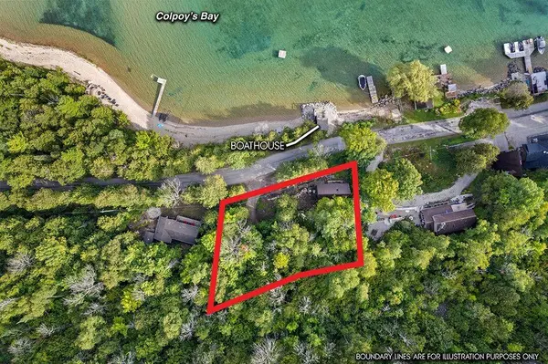 165 Mallory Beach RD, South Bruce Peninsula, ON N0H 2T0