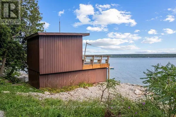 165 MALLORY BEACH ROAD, South Bruce Peninsula, ON N0H2T0