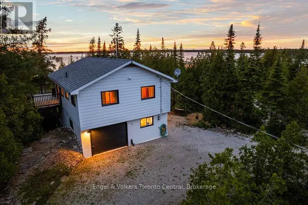 64 LARSEN COVE ROAD N, Northern Bruce Peninsula, ON N0H1Z0