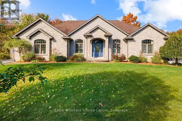 184 SUTACRITI STREET, Georgian Bluffs, ON N0H1S0