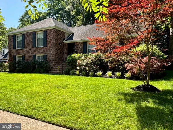 1589 CROFTON PKWY, Crofton, MD 21114
