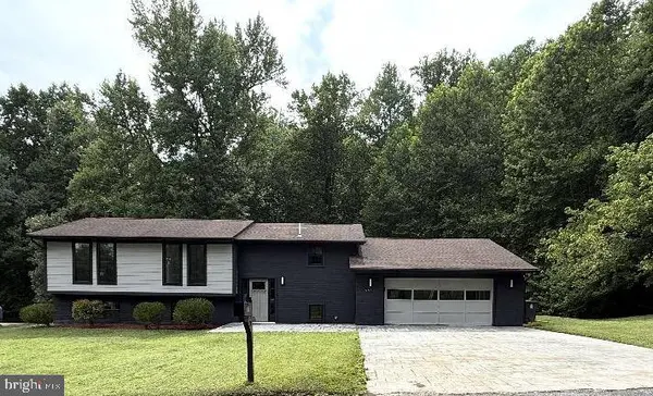 9901 TURRET LN, Clinton, MD 20735
