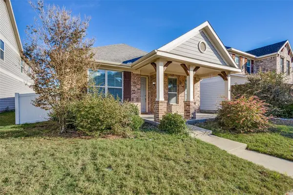 1013 Bruni Court, Aubrey, TX 76227