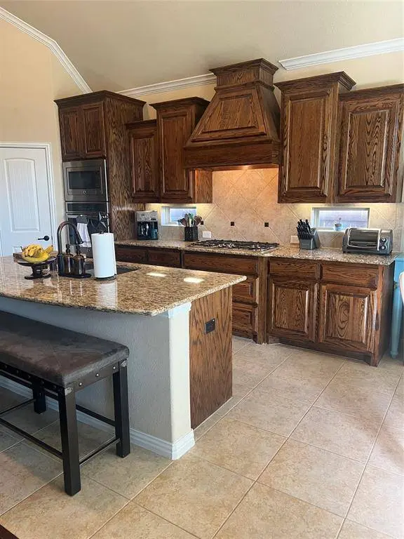 412 Dominion Street, Euless, TX 76039