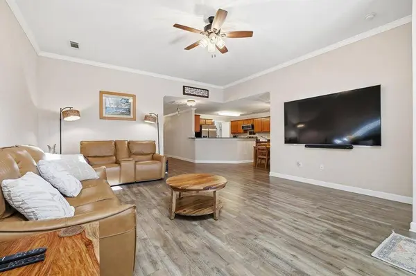 863 Lindbergh Lane, Grand Prairie, TX 75051