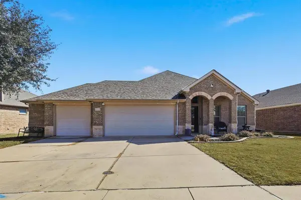 7520 Innisbrook Lane, Fort Worth, TX 76179