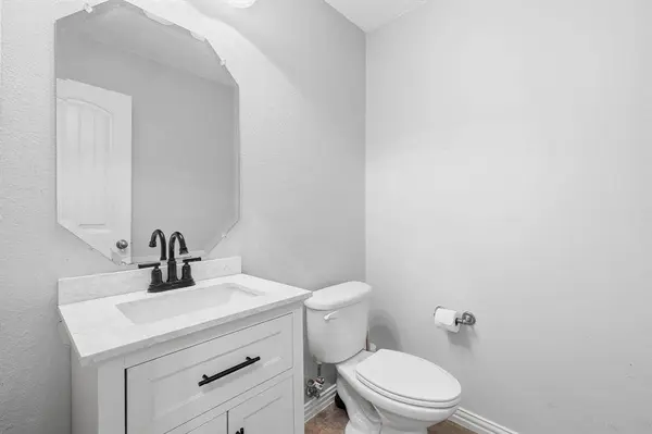 7520 Innisbrook Lane, Fort Worth, TX 76179