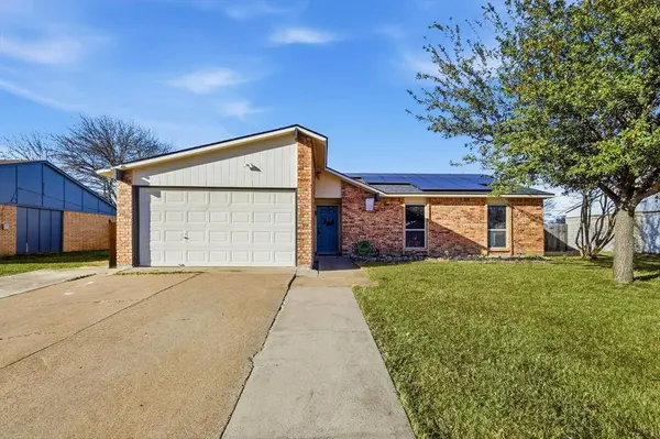 6809 Newcastle Place, North Richland Hills, TX 76182