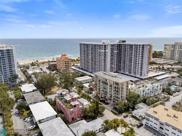 3210 NE 5th St #301, Pompano Beach, FL 33062