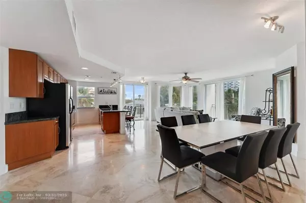 3210 NE 5th St #301, Pompano Beach, FL 33062