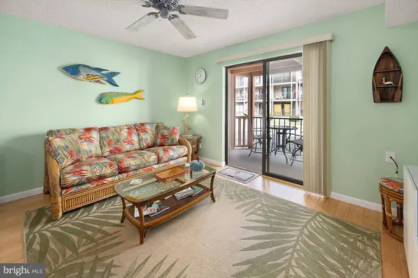 203 33RD ST #105, Ocean City, MD 21842