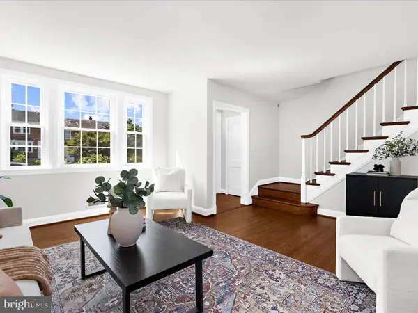 218 BLENHEIM RD, Baltimore, MD 21212