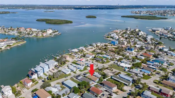 13246 4TH ST E, Madeira Beach, FL 33708