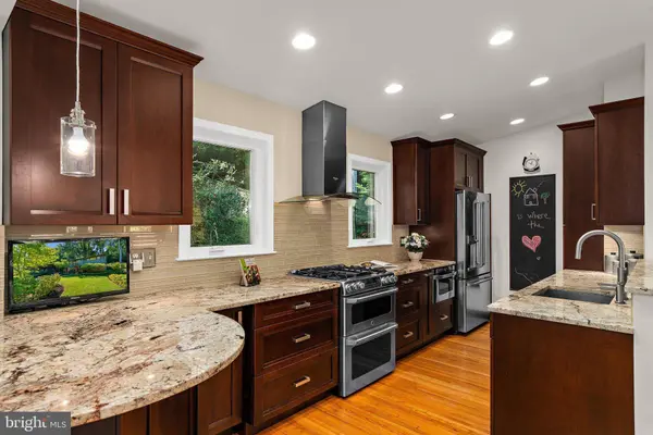 3916 WEXFORD DR, Kensington, MD 20895