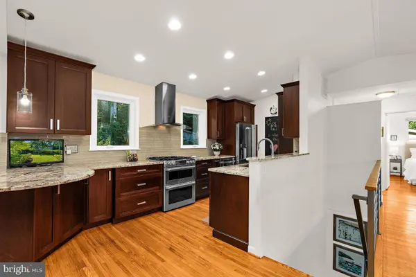 3916 WEXFORD DR, Kensington, MD 20895