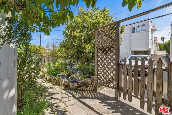 2328 Ocean Park Blvd, Santa Monica, CA 90405