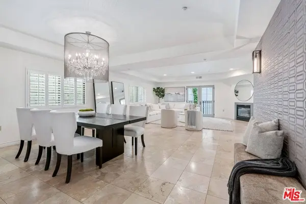 11633 Chenault St #203, Los Angeles, CA 90049