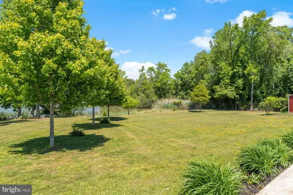 1518 RIDGELY DR, Edgewater, MD 21037