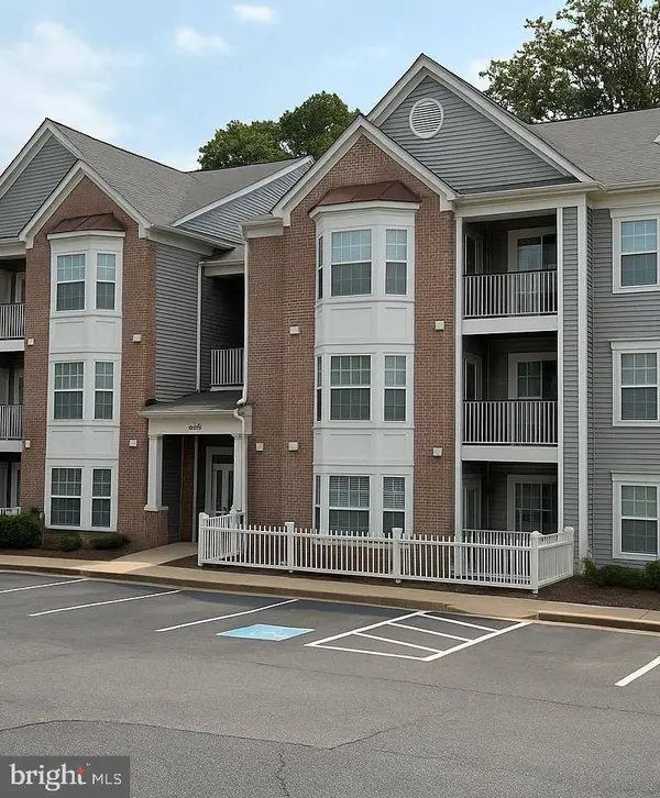 653 BURTONS COVE WAY #1, Annapolis, MD 21401