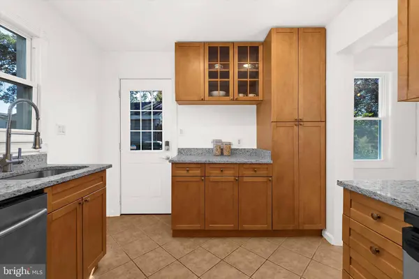 9515 51ST AVE, College Park, MD 20740