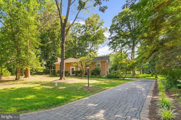 176 CARDAMON DR, Edgewater, MD 21037